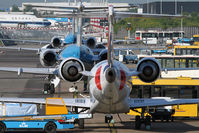 F-GRZM @ EHAM - looking into the.. - by Jeroen Stroes
