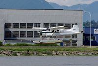 C-FHRT @ YVR - Now with Gulf Island Seaplanes titles