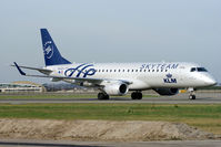 PH-EZX @ EHAM - KLM Cityhopper