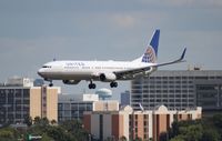N27421 @ TPA - United 737-900 - by Florida Metal