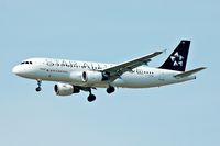 C-FDRK @ YVR - Star Alliance logojet