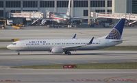 N73406 @ MIA - United 737-900