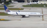 N78438 @ FLL - United 737-900