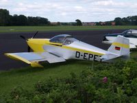 D-EPET @ EDLT - parking - by Volker Leissing