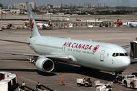C-GHLU @ CYYZ - C-GHLU in YYZ - by Erik Oxtorp