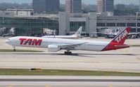 PT-MUG @ MIA - TAM 777-300 - by Florida Metal