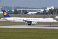 D-AIST @ EDDM - Lufthansa - by Maximilian Gruber