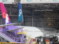 N582HA @ NZAA - regular visitors to ANZ mainteance - by magnaman