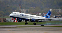 N324JB @ KDCA - Blue Traveller landing Reagan - by Ronald Barker
