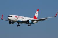OE-LAE @ LOWW - Austrian