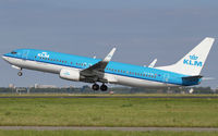 PH-BXW @ EHAM - KLM AMS - by Karl-Heinz Krebs