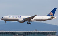 N78004 @ FRA - United - by Karl-Heinz Krebs