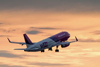 HA-LWU @ LBSF - Departing from RWY 09