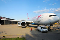 OE-LPE @ VIE - Austrian Airlines