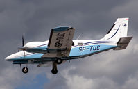 SP-TUC @ ESSB - On short final for runway 30.