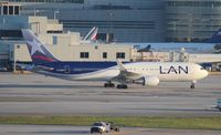CC-BDD @ MIA - Back in 2012 this LAN plane didn't wear the Ecuador flag on it - by Florida Metal