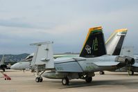166650 @ LFTH - Centenaire Aéronautique Navale airshow