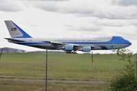 82-8000 @ EGSS - President departing - by John Coates