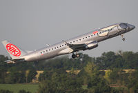 OE-IHA @ LOWW - Niki Emb190 - by Thomas Ranner