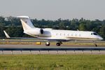 OE-IZM @ LOWW - Gulfstream 5