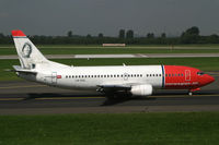 LN-KKL @ EDDL - Boeing 737-300 Norwegian