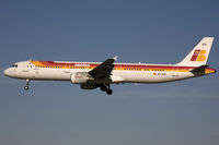 EC-HUH @ EBBR - Airbus 321 Iberia