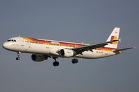 EC-ILO @ EBBR - Airbus 321 Iberia - by Triple777