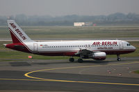 D-ABDL @ EDDL - Airbus 320 Air Berlin - by Triple777