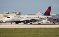 N313US @ MIA - Delta A320