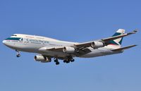 B-HUE @ EGLL - Arriving 27R - by John Coates