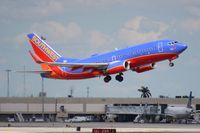 N443WN @ PBI - Southwest 737-700 - by Florida Metal