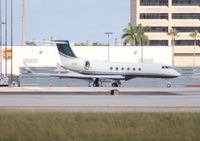 N535V @ MIA - GulfstreamV