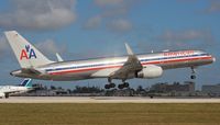 N609AA @ MIA - American 757-200