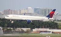 N650DL @ FLL - Delta 757-200 - by Florida Metal