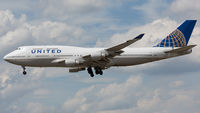 N175UA @ EDDF - Final RWY 25L - by Karl-Heinz Krebs