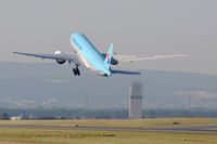 HL8226 @ LOWW - Korean Air Cargo