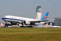 B-2041 @ LOWW - China Southern Cargo