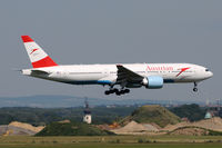 OE-LPC @ LOWW - Austrian Airlines