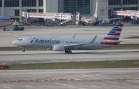 N803NN @ MIA - American 737-800