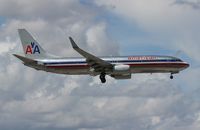 N819NN @ MIA - American 737-800 - by Florida Metal