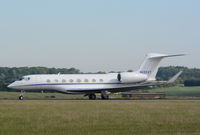 N650XY @ EGGW - N650XY departing Luton - by GTF4J2M