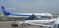 JA777A @ KORD - Taxi O'Hare - by Ronald Barker