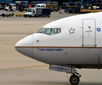 N77518 @ KORD - Captain Marlon Green Taxi O'Hare - by Ronald Barker