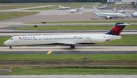 N905DE @ TPA - Delta MD-88