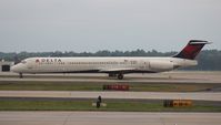N918DE @ ATL - Delta MD-88