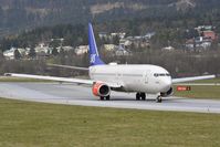 LN-RPO @ LOWI - SAS Scandinavian Airlines