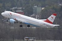 OE-LBR @ LOWI - Austrian (Tyrolean) - by Maximilian Gruber