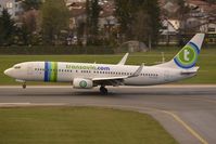PH-HSW @ LOWI - Transavia