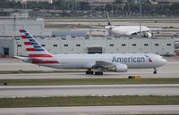 N7375A @ MIA - American 767-300