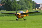 G-AWDA photo, click to enlarge G-AWDA photo, click to enlarge